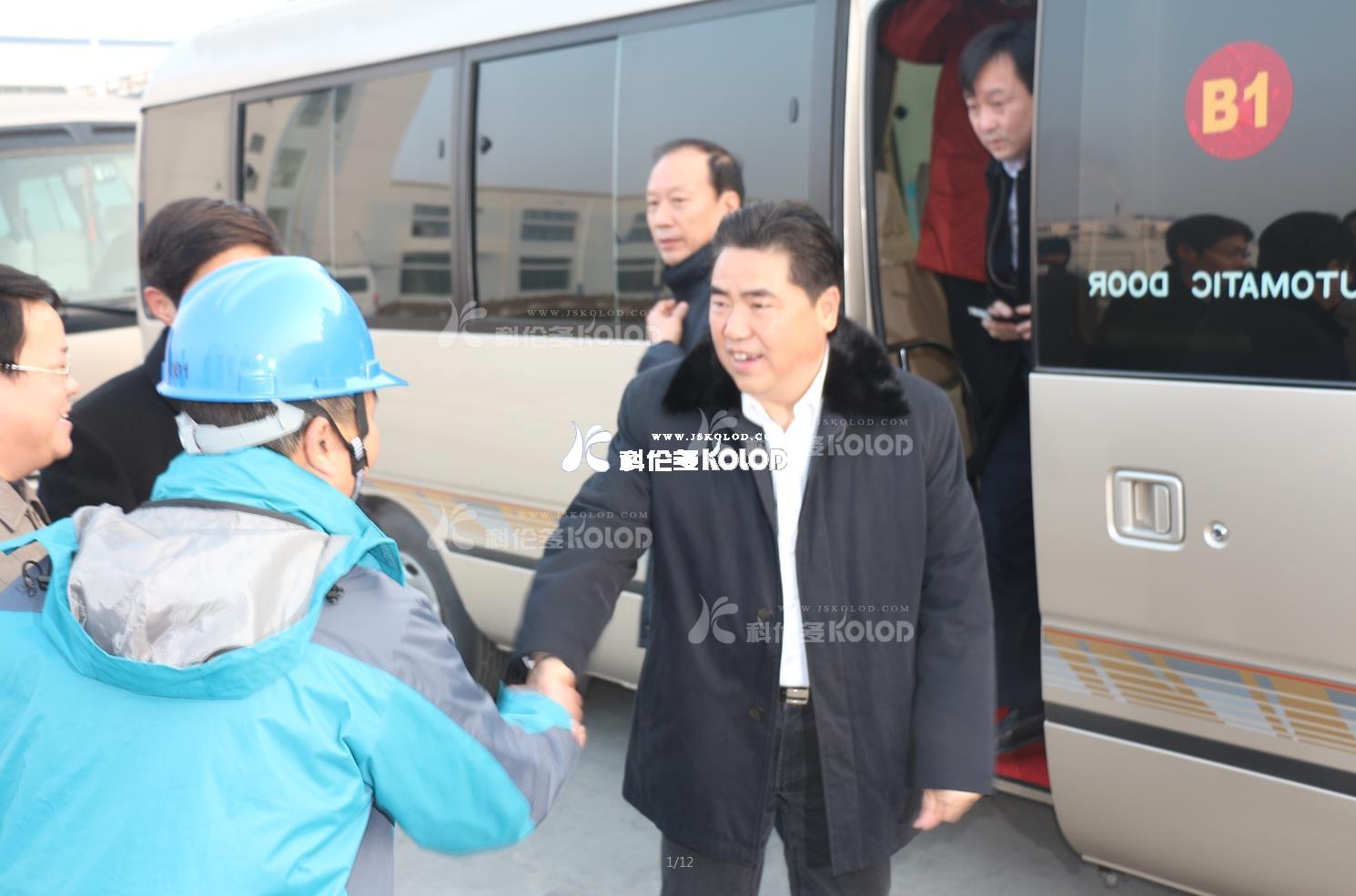 2016年時(shí)任連云港市市長(zhǎng)項(xiàng)雪龍蒞臨公司視察